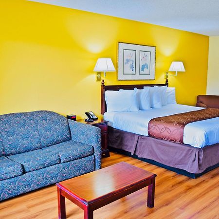 Days Inn By Wyndham Burleson Ft. Worth Екстер'єр фото