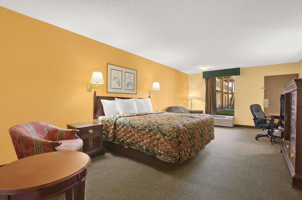 Days Inn By Wyndham Burleson Ft. Worth Екстер'єр фото